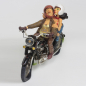 Preview: Guillermo Forchino FO85070 EXITING MOTOR RIDE Comic Art 26cm Motorrad Skulptur Geschenkidee Figur - AUSVERKAUFT -