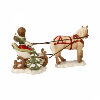 Goebel Winterschlittenfahrt Engel mit Schlitten und Pferd Winterwald Porzellan Figur Weihnachten