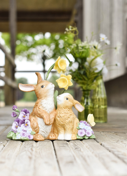 Goebel Frühlingserwachen Frühlingsedition 2023 Hasen mit Blumen - limitierte Edition