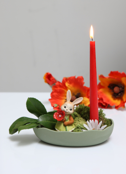 Goebel Figur Hase - Ein kleines Dankeschön- Hasenmädchen mit Mohnblume und Kristallstein