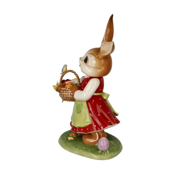 Goebel Figur Hasenmädchen - So ein schöner Tag - Ostern NEUHEIT 2025 Hase mit Osterkorb, Vogel, Ostereier und Blumen 40 cm