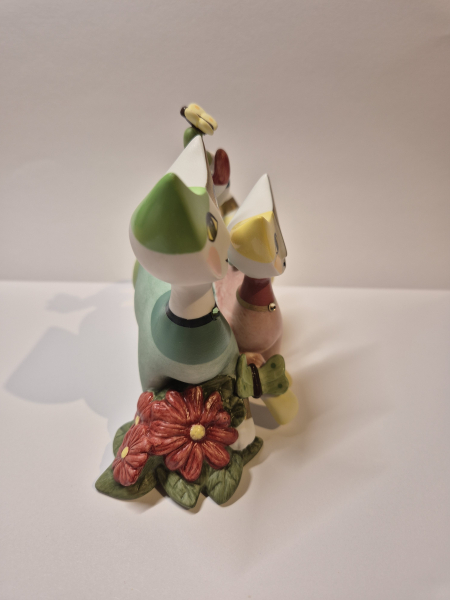 Goebel - Amici Farfalla- limitiert - Rosina Wachtmeister Katzen Exklusivkatze 2023 Katzenpaar mit Schmetterlingen und Blume