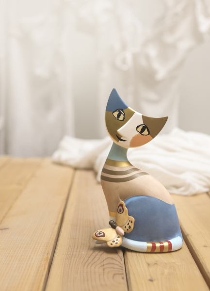 Goebel - Livia - Rosina Wachtmeister Katze mit Schmetterling Porzellankatzen NEUHEIT 2026