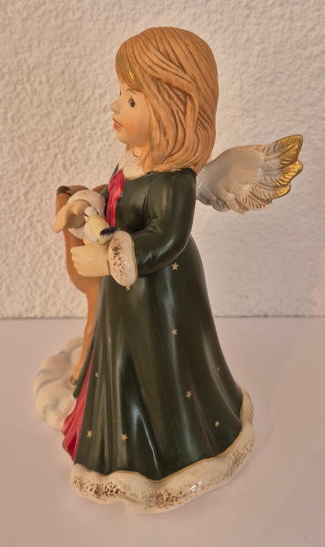 Goebel Meine besten Freunde - Engel mit Reh und Vogel - limitierte Auflage rot grün Porzellanfigur Winterwald