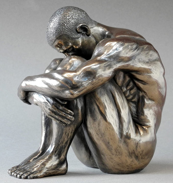 Parastone Body Talk Man sitting männlicher Akt Skulptur Statue Mann sitzend Museumsshop